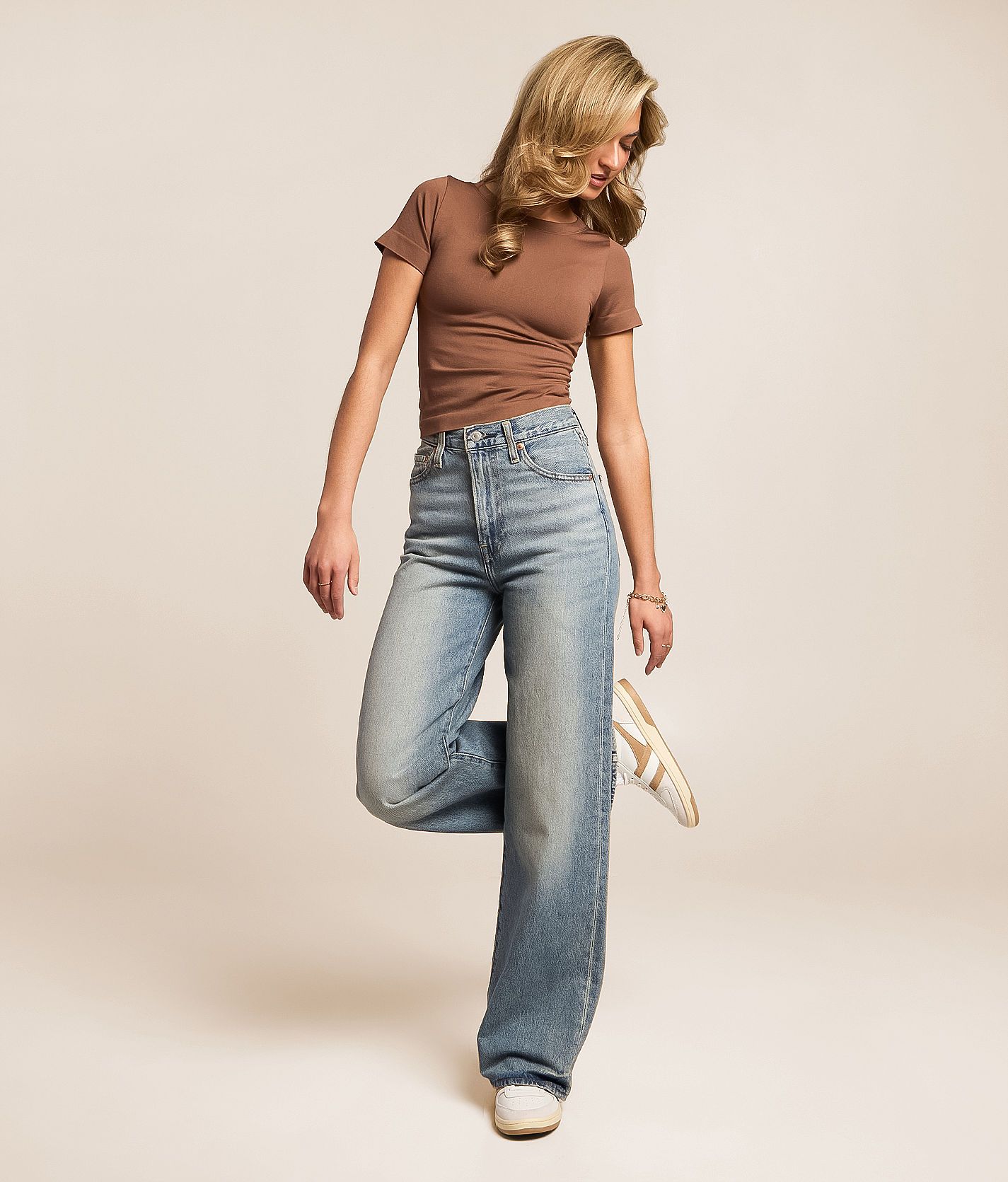 【新品】LEVI'S PREMIUM RIBCAGE WIDE LEG 28 85cdb38d888722f4daa4ccb4728cd0