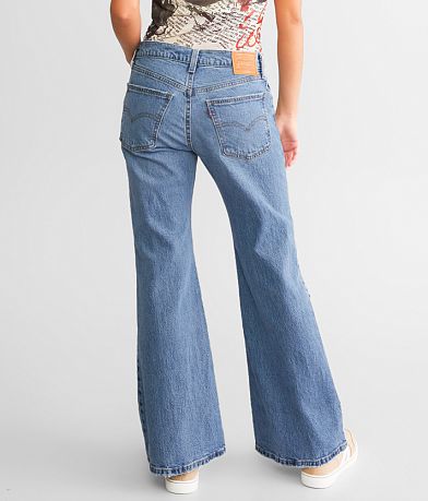 Levi&apos;s&#174; Premium Middy Flare Stretch Jean BACK