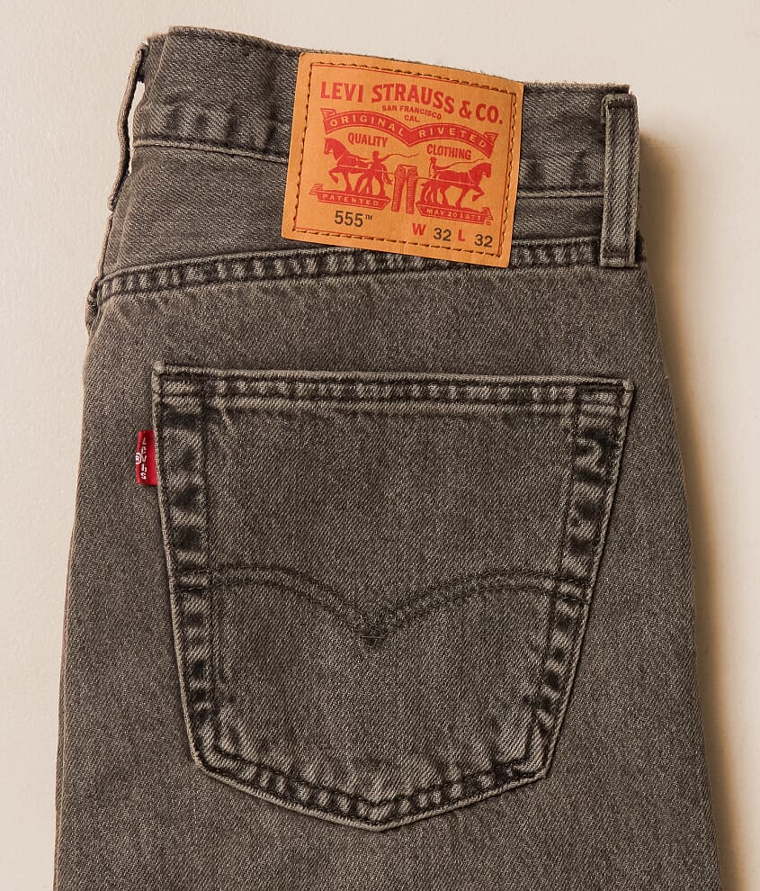 555 Relaxed Straight Jean