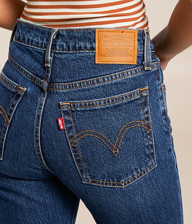 Levi&apos;s&#174; Premium Wedgie Boot Stretch Jean BACK_POCKET