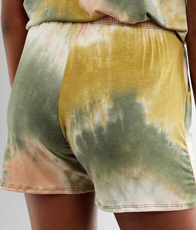 lime + chili Tie Dye Short back pocket view