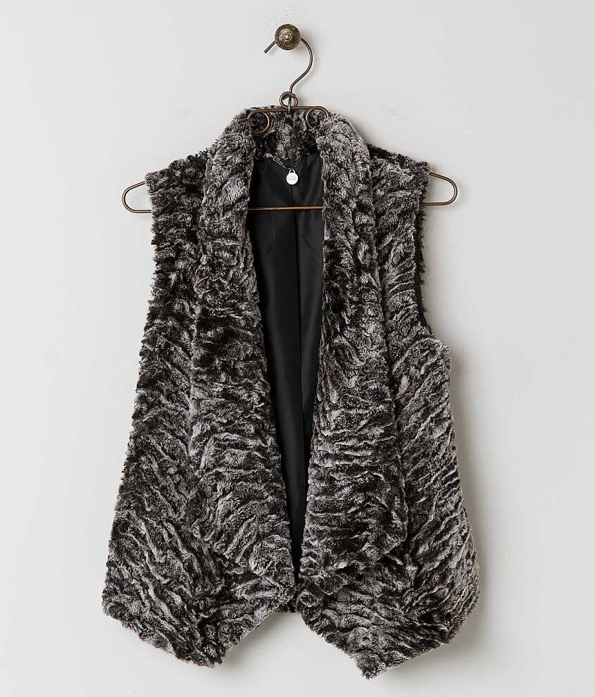 BKE Boutique Faux Fur Vest front view