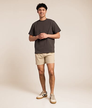 Volley Stretch Short