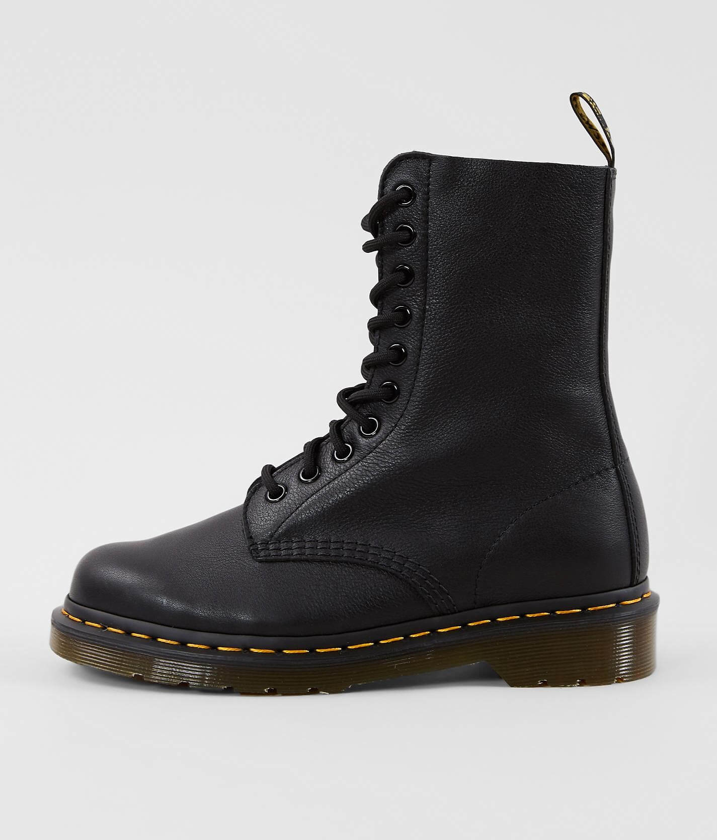 dr martens 1490 virginia