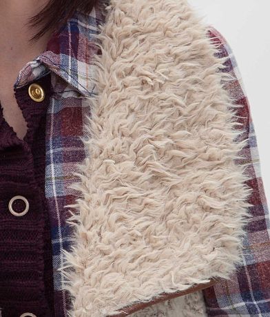 Love Tree Faux Fur Vest MISC_DETAIL_3
