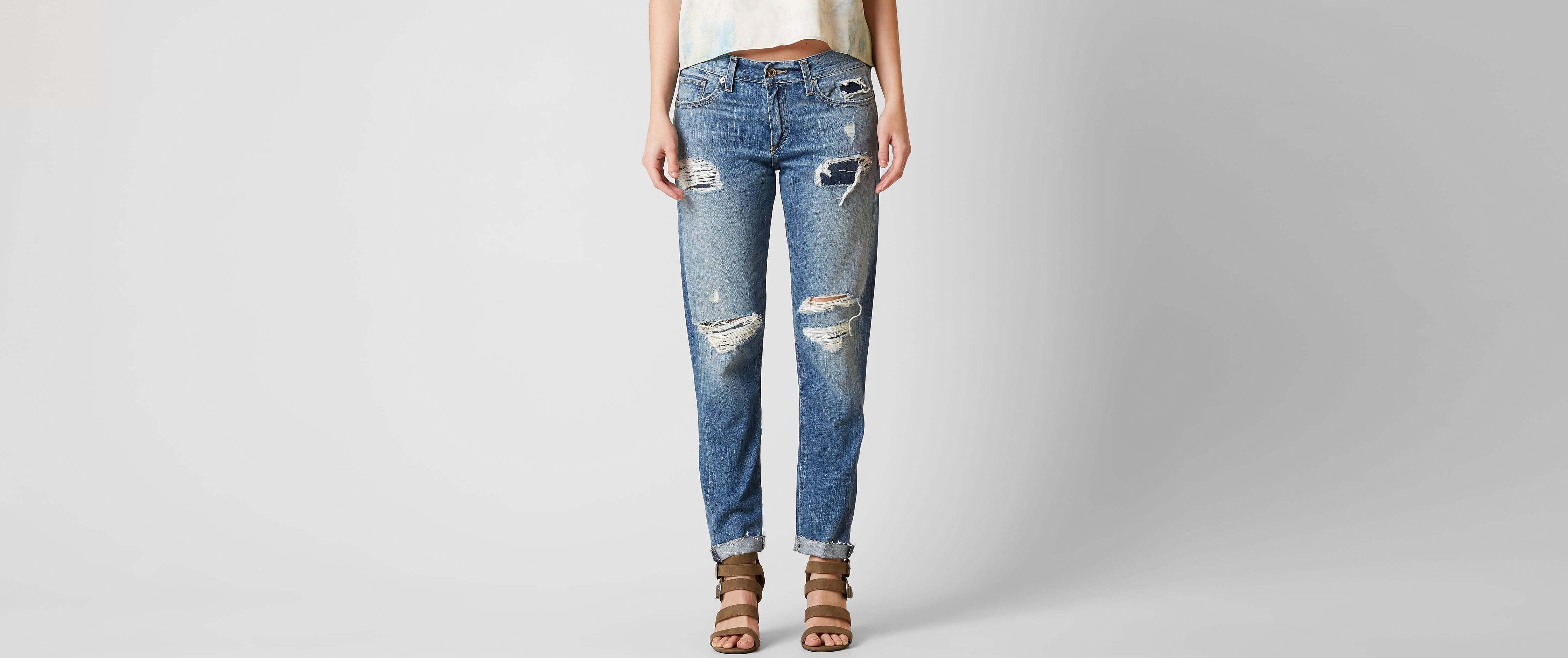 lucky brand boyfriend jeans