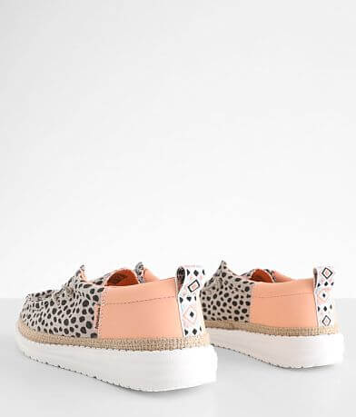 HEYDUDE Hey Dude Wally Cheetah Shoe misc detail 2 view