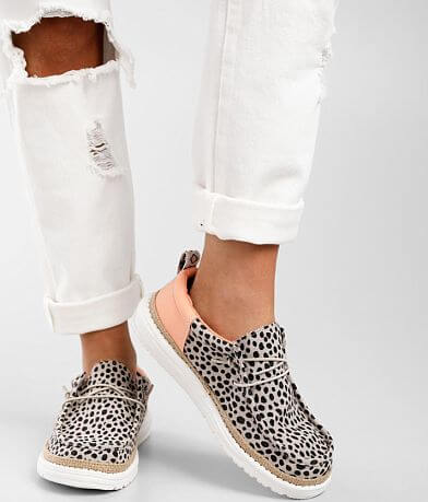 HEYDUDE Hey Dude Wally Cheetah Shoe misc detail 4 view