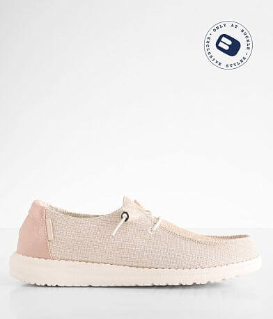 the buckle hey dude women's