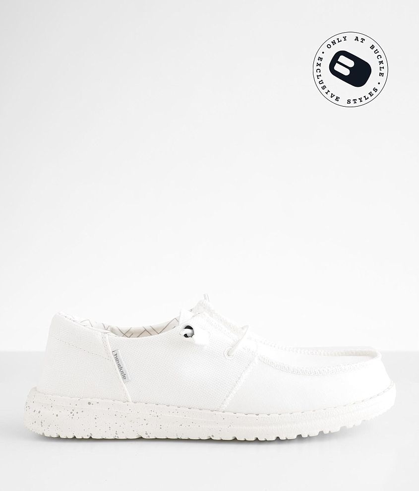 White store buckle shoes