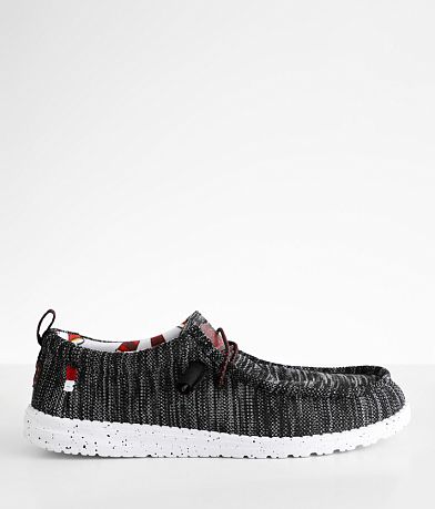 HEYDUDE™ Wally Pong Shoe front view