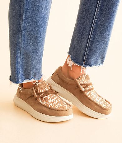 HEYDUDE&#8482; Wendy Comf Luxe Suede Shoe MISC_DETAIL_5