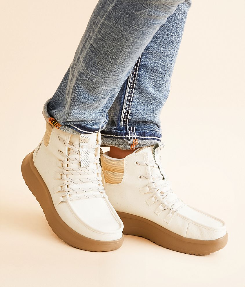 Wendy Peak Twill Shoe