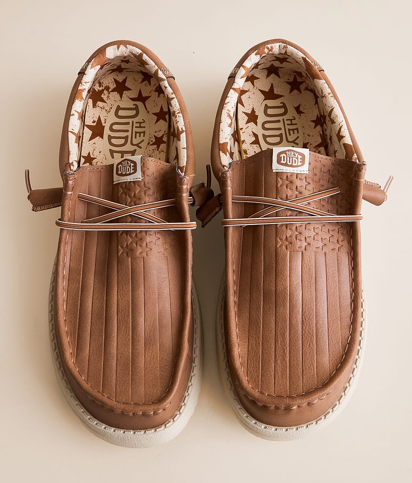 Wally Embossed Flag Leather Shoe