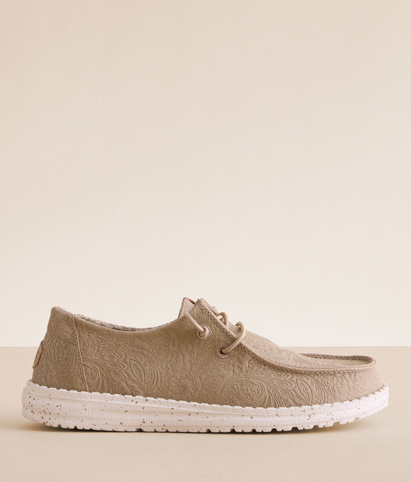 WENDY'S ×foot the coacher a978fa3df99a02190d7e16e9aa62d0