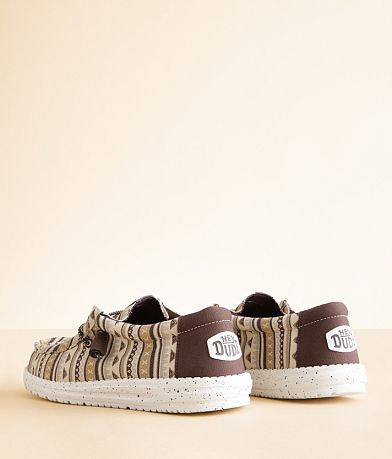 HEYDUDE&#8482; Wally Oak Shoe MISC_DETAIL_2
