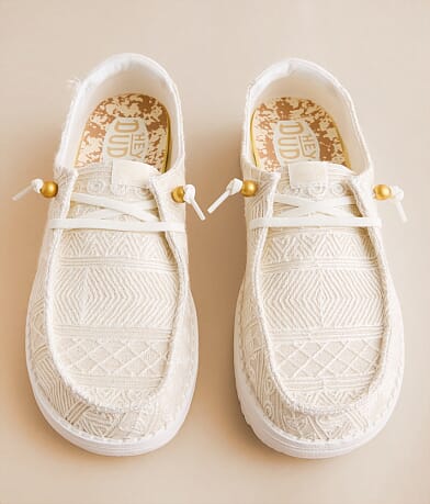 HEYDUDE&#8482; Wendy Crochet Lace Shoe misc detail 3 view