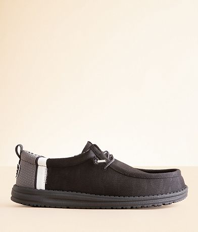 HEYDUDE™ Wally Break Tricorn Shoe front view
