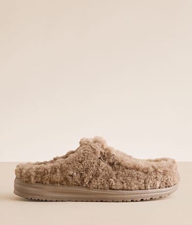 HEYDUDE™ Wally Slipper front view