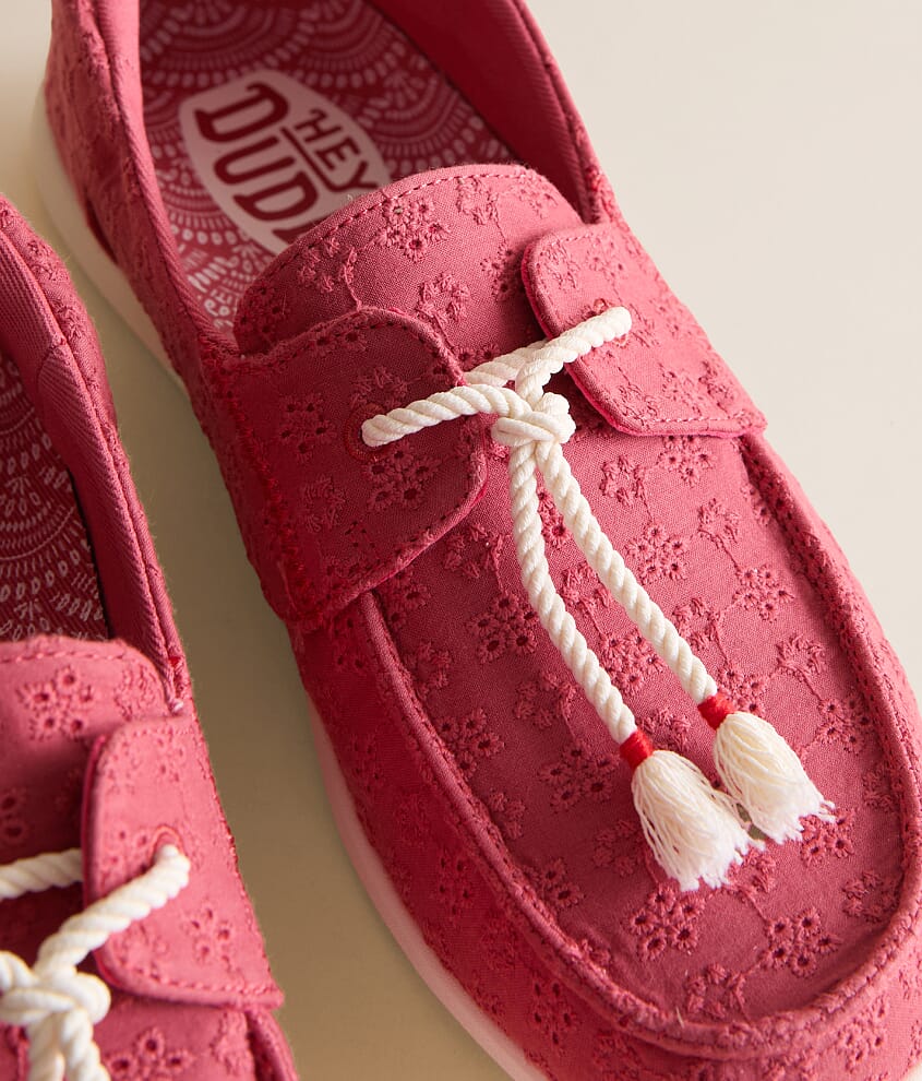 Harbor Breeze Eyelet Shoe