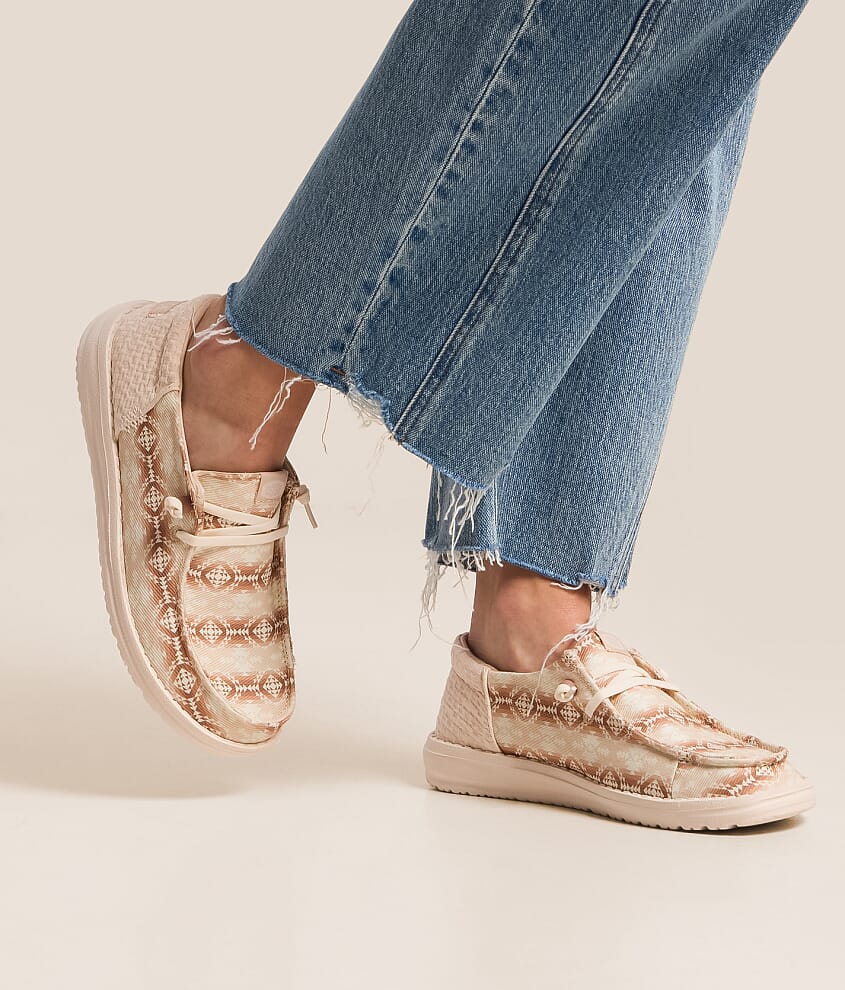 Wendy Funk Waffle Shoe
