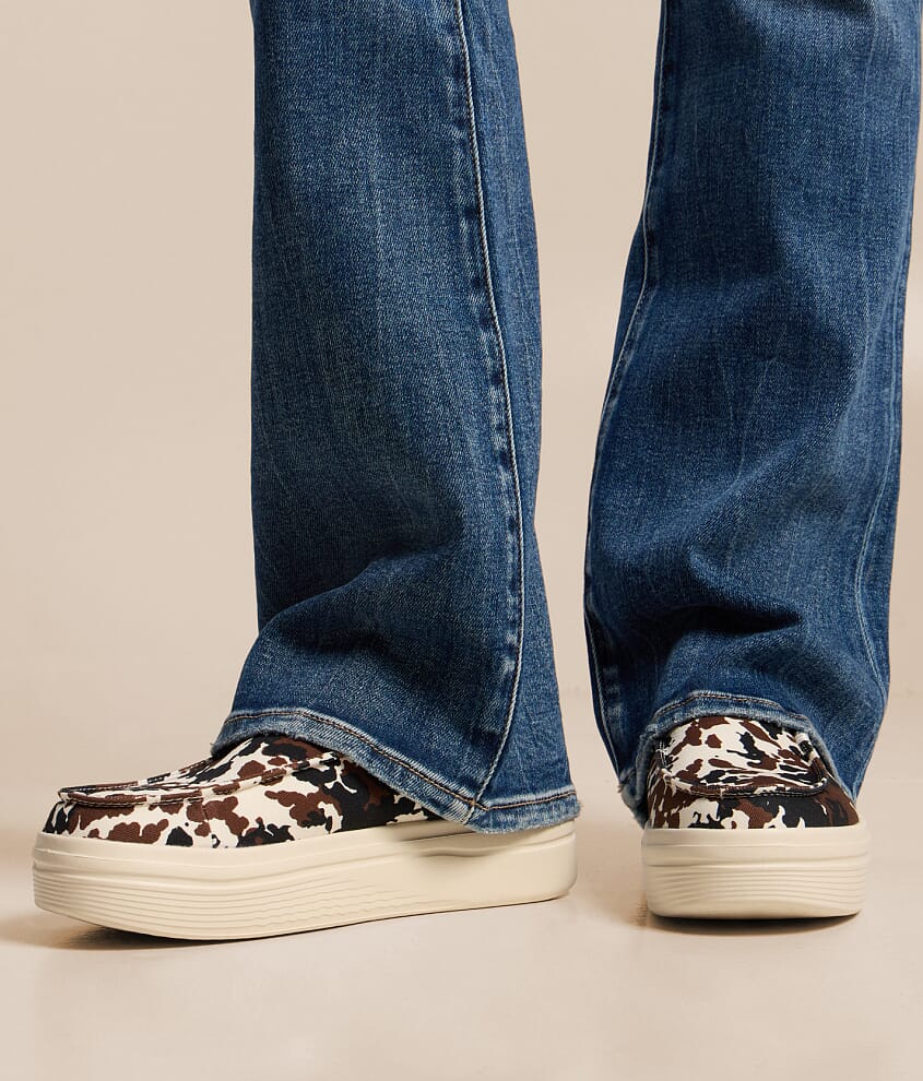 Austin Lift Cow Mule Shoe