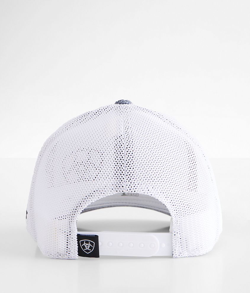 110 Flexfit Trucker Hat