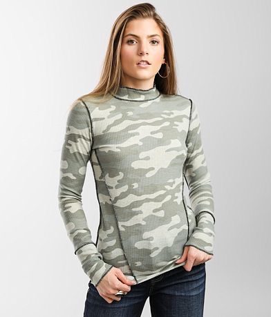 BKE Camo Fitted Thermal full right side view