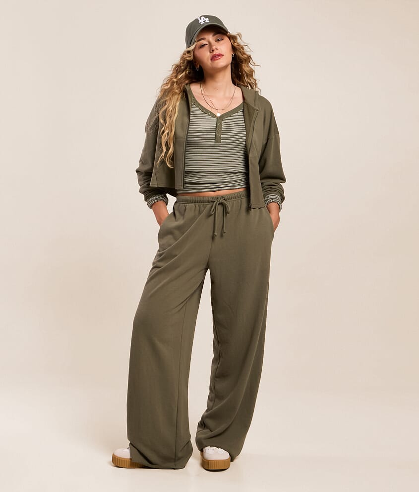 Low Slung Wide Leg Pant