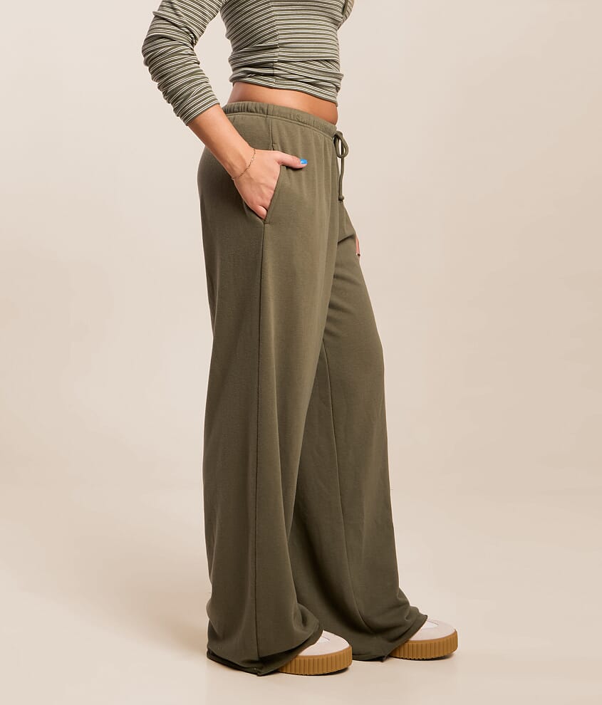 Low Slung Wide Leg Pant