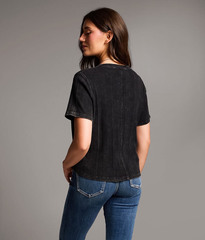 The Relaxed T-Shirt
