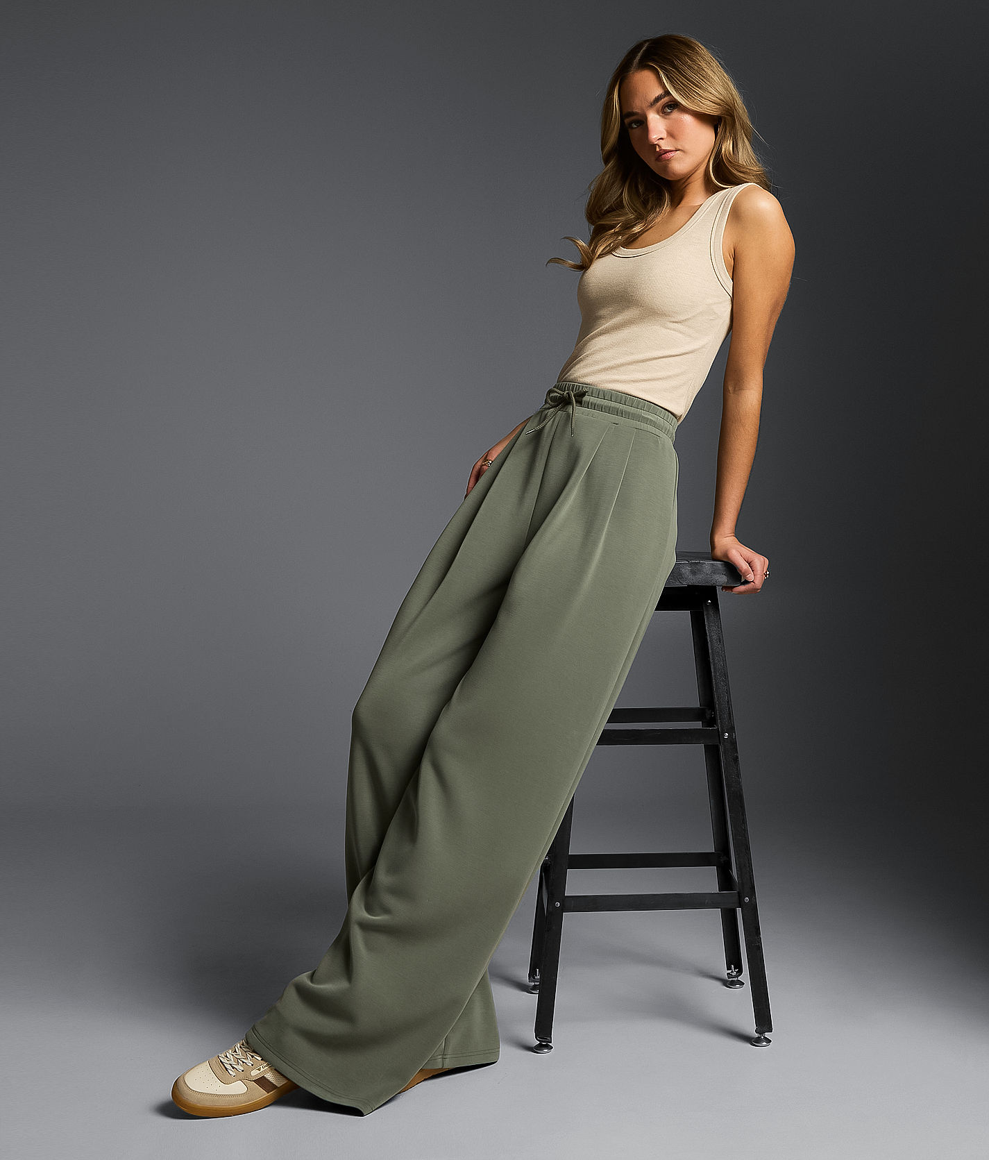 Buckle Black Pleated Pant - Women's Pants in Laurel Wreath | Buckle