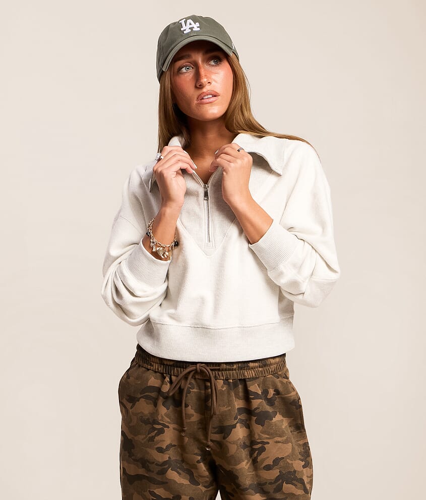 Ribbed Quarter Zip Pullover