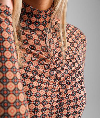 red by BKE Retro Print Mesh Top MISC_DETAIL_1