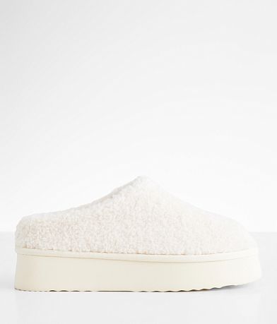 Matisse Low Key Platform Shoe front view