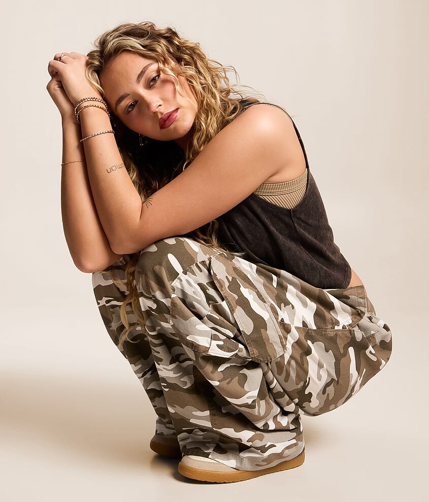 Camo Print High Rise Baggy Cargo Pant - thumbnail 7