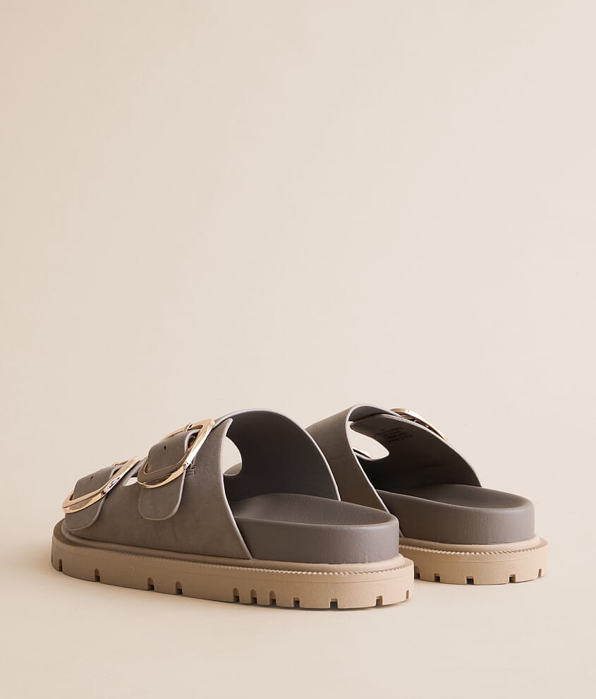 Krisstie Big Buckle Sandal - thumbnail 3