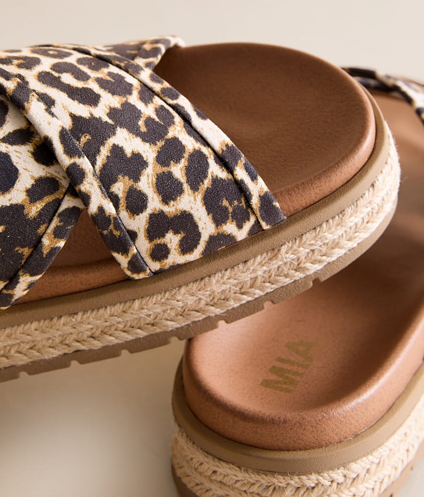 Laurenn Leopard Sandal - thumbnail 5