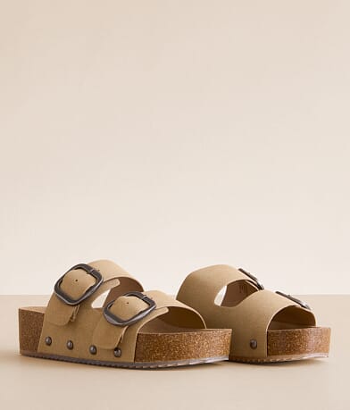 Mia Qianna Flatform Sandal misc detail 1 view