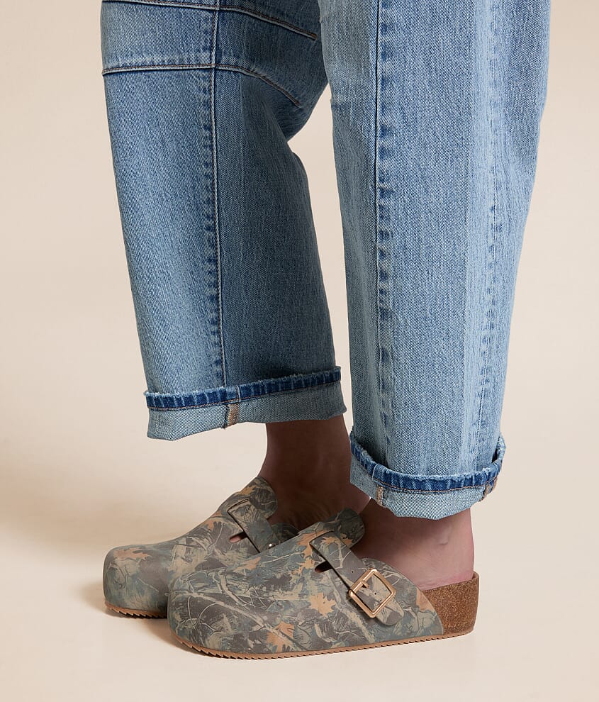 Yoanna Camo Clog
