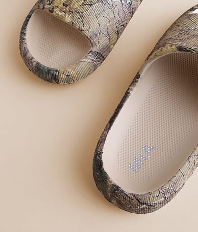 Mia Lilee Camo Slide misc detail 4 view