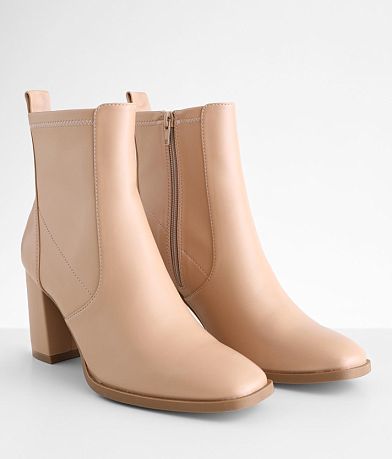Mia Loralei Heeled Ankle Boot misc detail 1 view