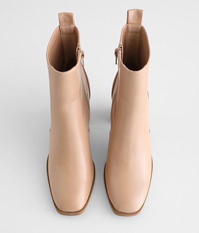 Mia Loralei Heeled Ankle Boot misc detail 3 view