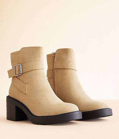Mia Gryfinn Ankle Boot MISC_DETAIL_1