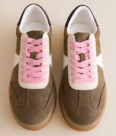 Mia Axel Sneaker misc detail 3 view