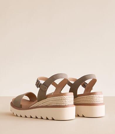 Mia Ophidia Wedge Sandal misc detail 2 view