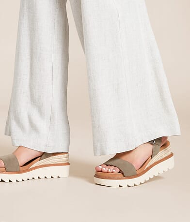 Mia Ophidia Wedge Sandal misc detail 5 view