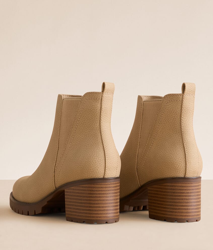 Carra Heeled Ankle Boot