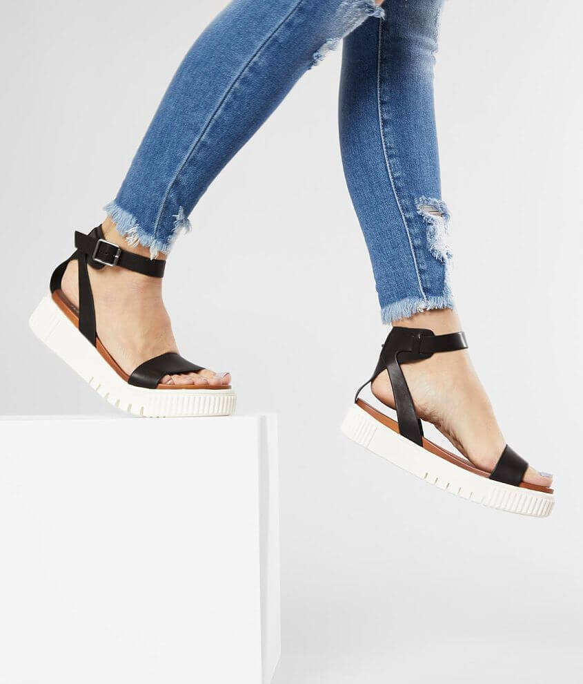 Mia Lunna Flatform Sandal Women s Shoes in Black Buckle