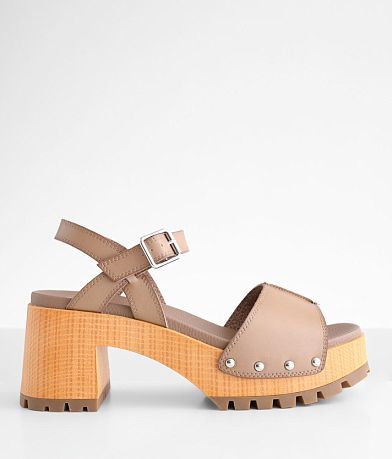 Mia Daniella Heeled Sandal front view